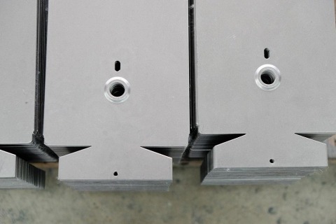 ปั๊มขึ้นลายนูน ปั๊มโลโก้สินค้า